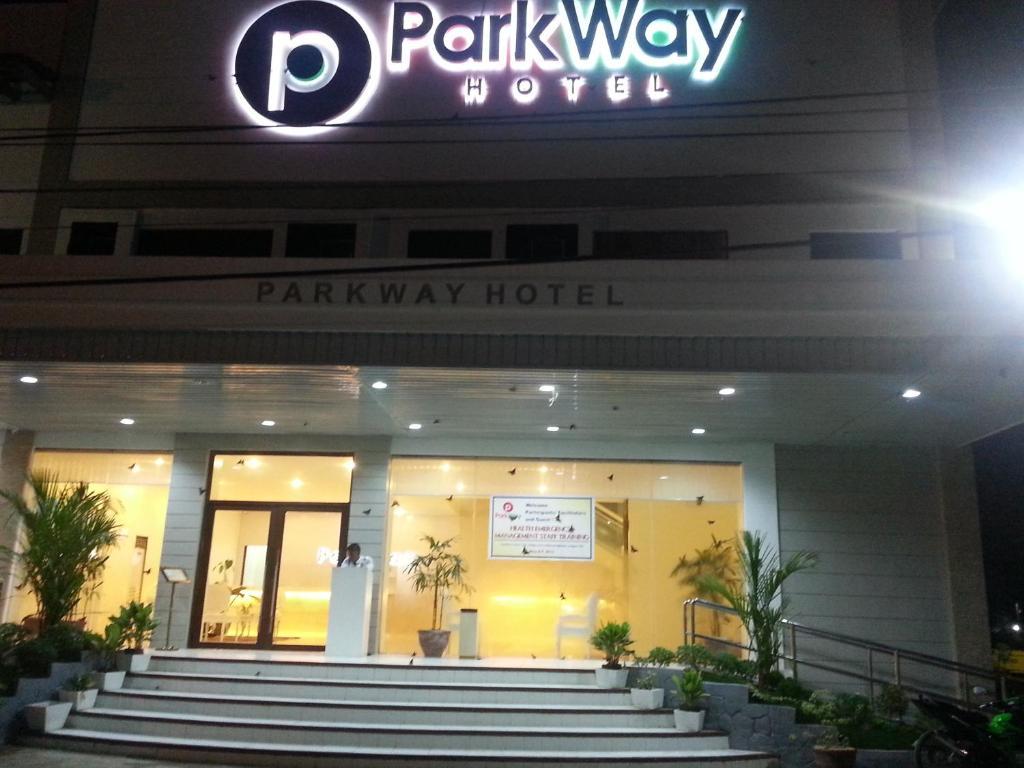 Parkway Hotel سوريغاو المظهر الخارجي الصورة